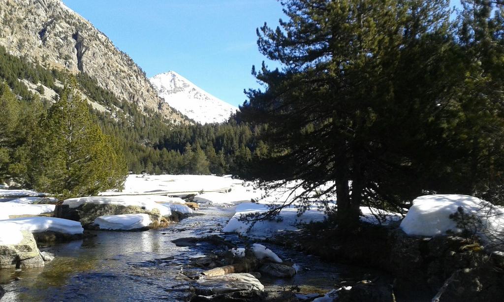 Sisquet Apartaments Erill la Vall Exterior foto
