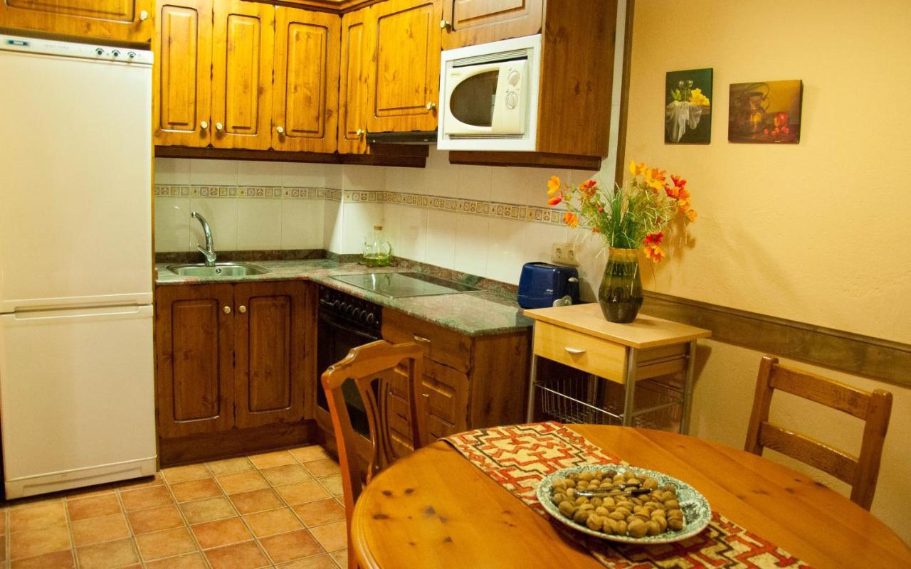 Sisquet Apartaments Erill la Vall Exterior foto